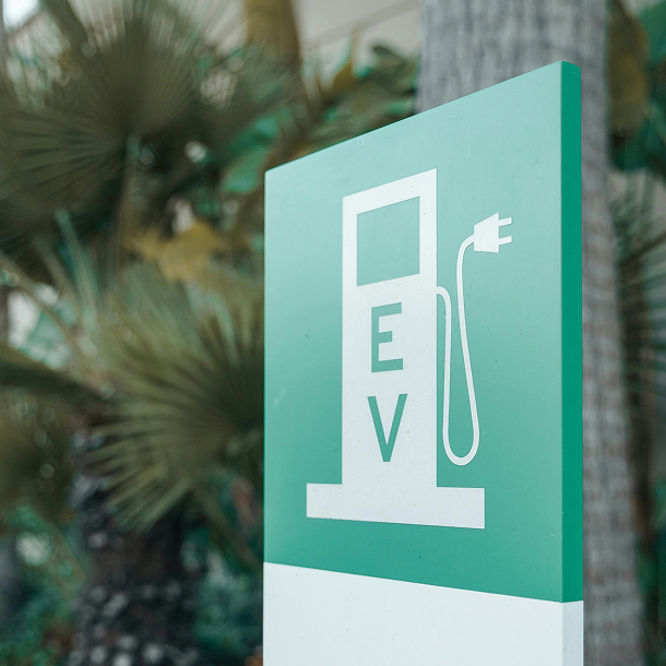 Segnale ricarica veicoli elettrici